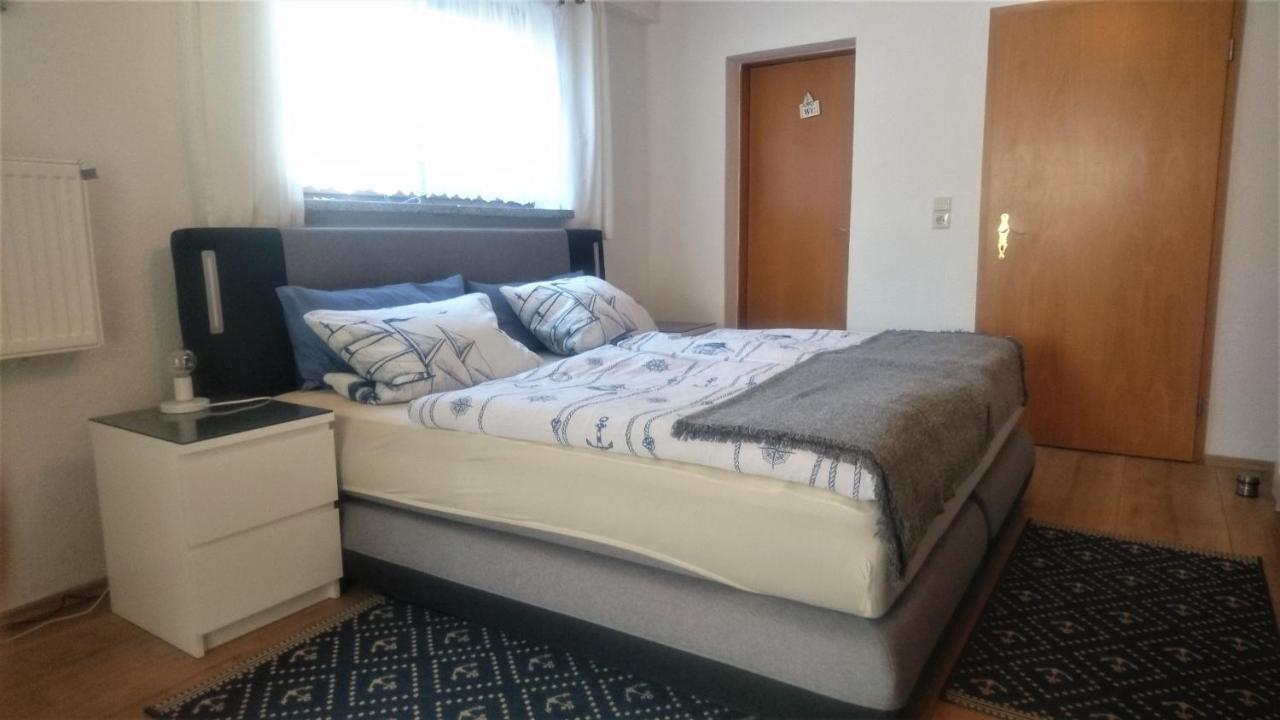 Ferienwohnung Neuensien Sellin  Buitenkant foto